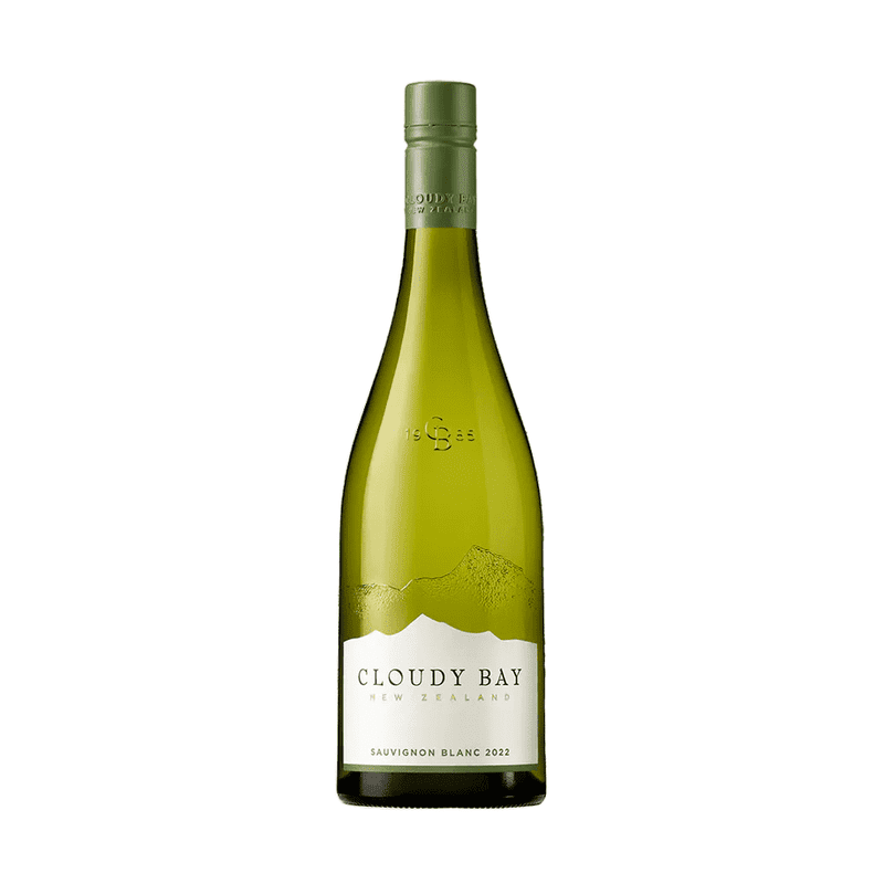 Cloudy Bay Sauvignon Blanc 2022 - Vintage Wine & Spirits